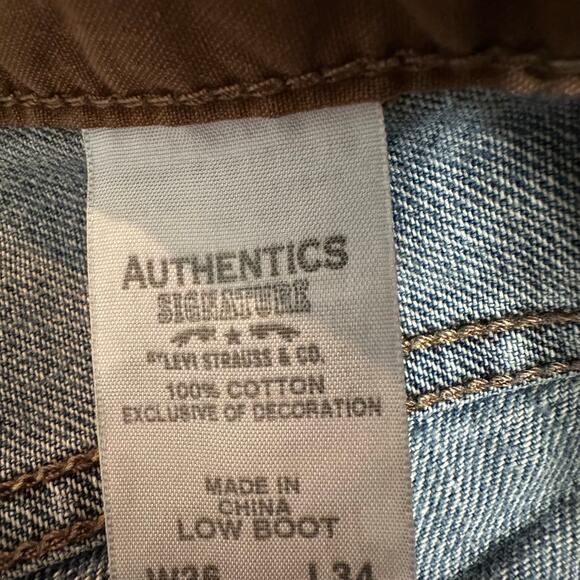 AUTHENTICS SIGNATURE BY LEVI'S Men's Low Boot Jean Size 36X34 - Picture 9 of 10